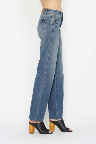 Judy Blue Mid Rise Tummy Control Straight Jeans