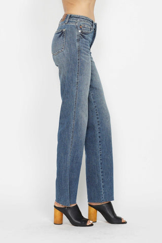 Judy Blue Mid Rise Tummy Control Straight Jeans