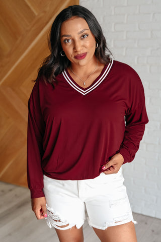 V-Neck Pullover in Red Merlot