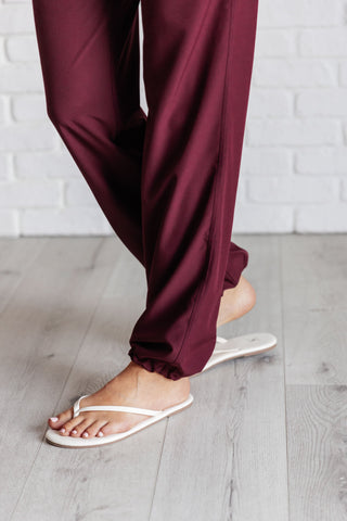 Drawstring Joggers in Red Merlot