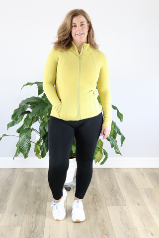 Rae Mode Jacket in Yellow Pear