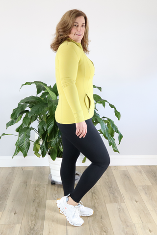 Rae Mode Jacket in Yellow Pear